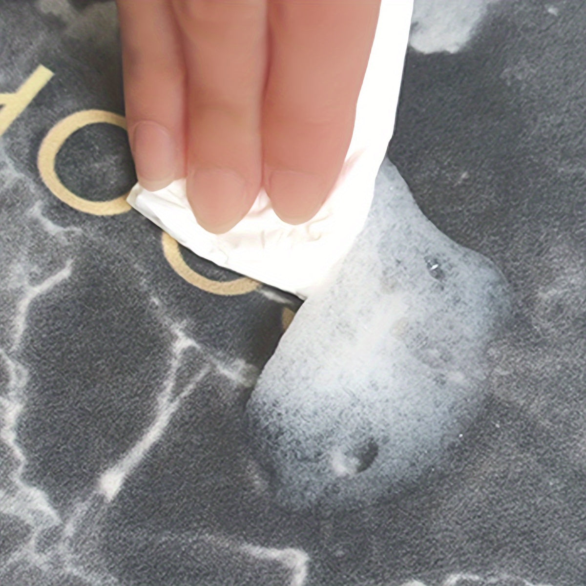 Lucky Charm Quick-Drying Bathroom Mat - Geometric Design with Non-Slip for Shower and Entrance