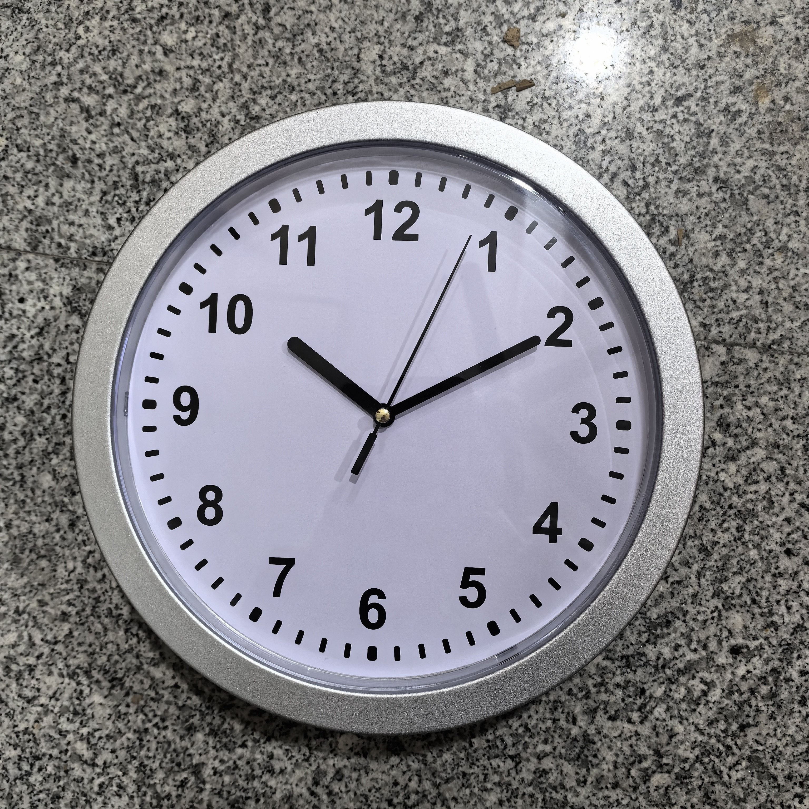 Wall Clock with Hidden Storage Compartment – Practical and Discreet