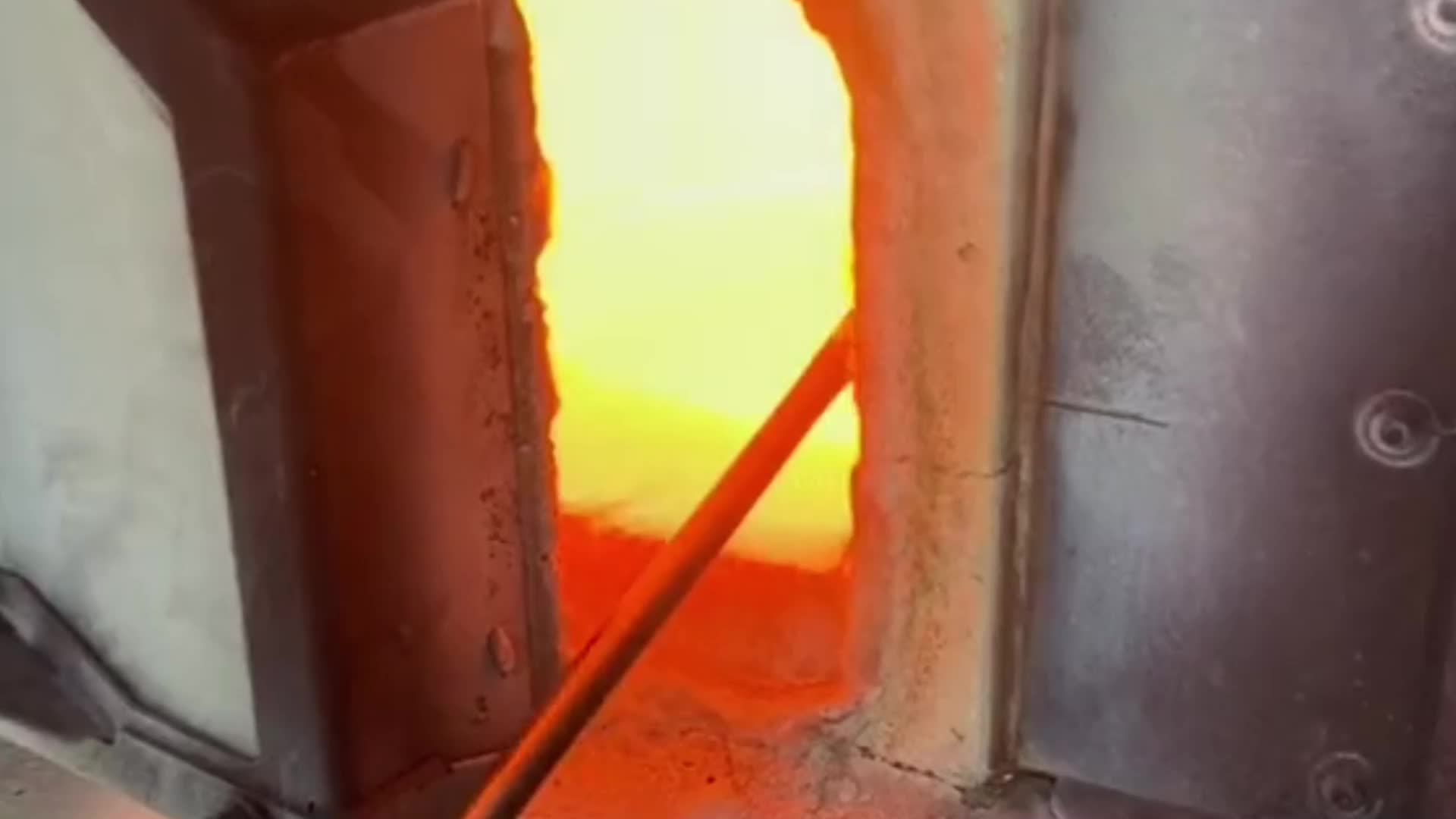 Striped Table Lamp - Atmospheric and Timeless Design