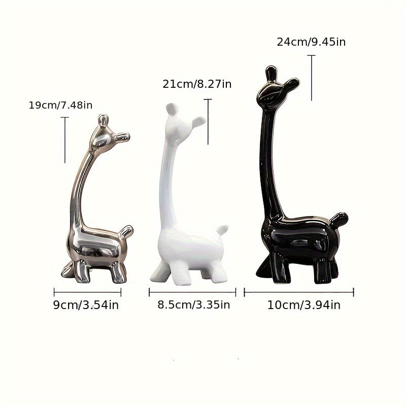 Giraffe Figurine Set - For a Cheerful and Elegant Interior Look