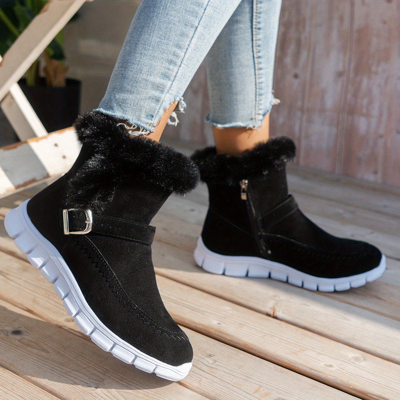Warm Velvet Snow Boots for Women - Comfortable and Stylish