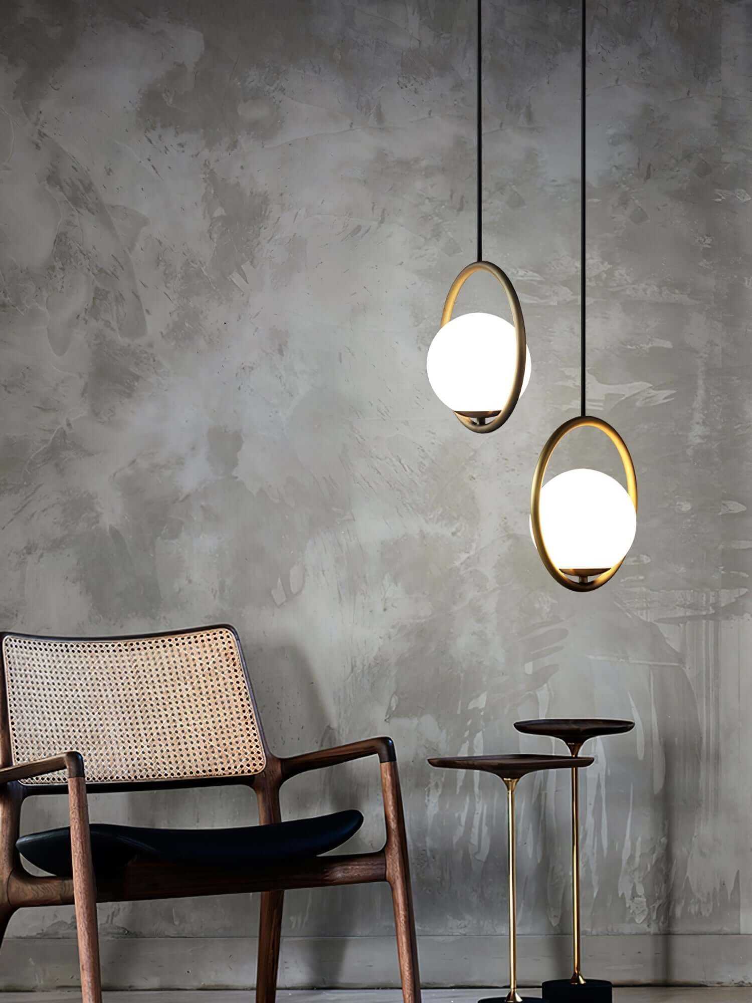 Modern Pendant Light - Elegant & Stylish Design