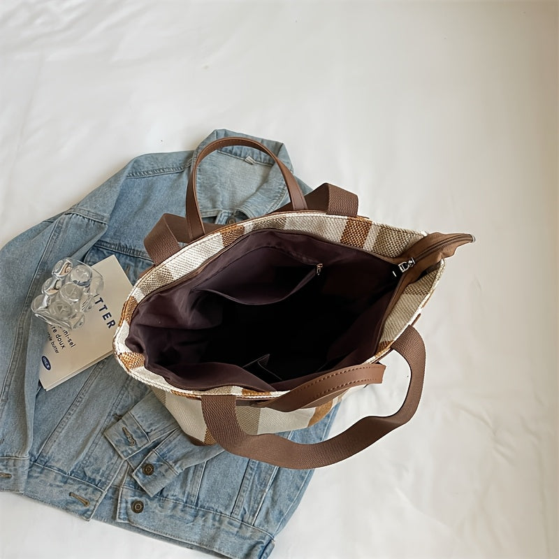 MetroStripe Casual Tote – Functionality and Design