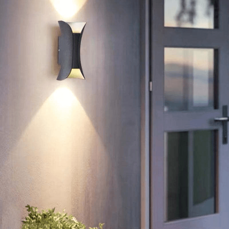 Outdoor LED Aluminium Wall Lamp - Waterproof