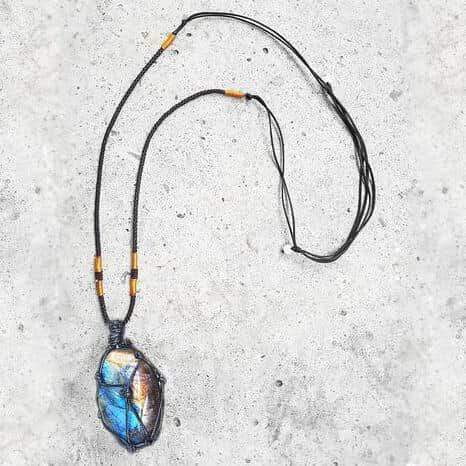Drakenhart Labradorite Necklace - Astrid