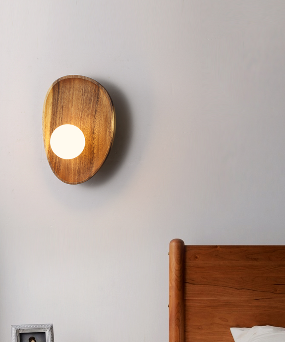 Minimalist Wall Lamp - Wood and Ambient Lighting