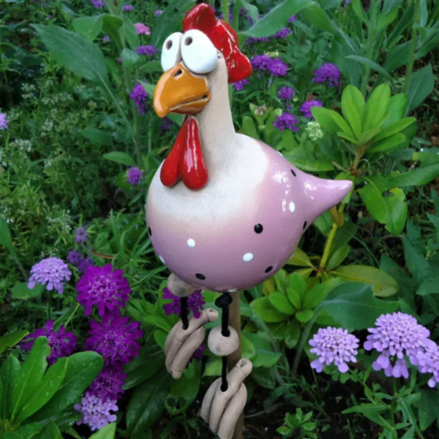 Playful Garden Chickens Decoration - Cheerful Outdoor Accessories