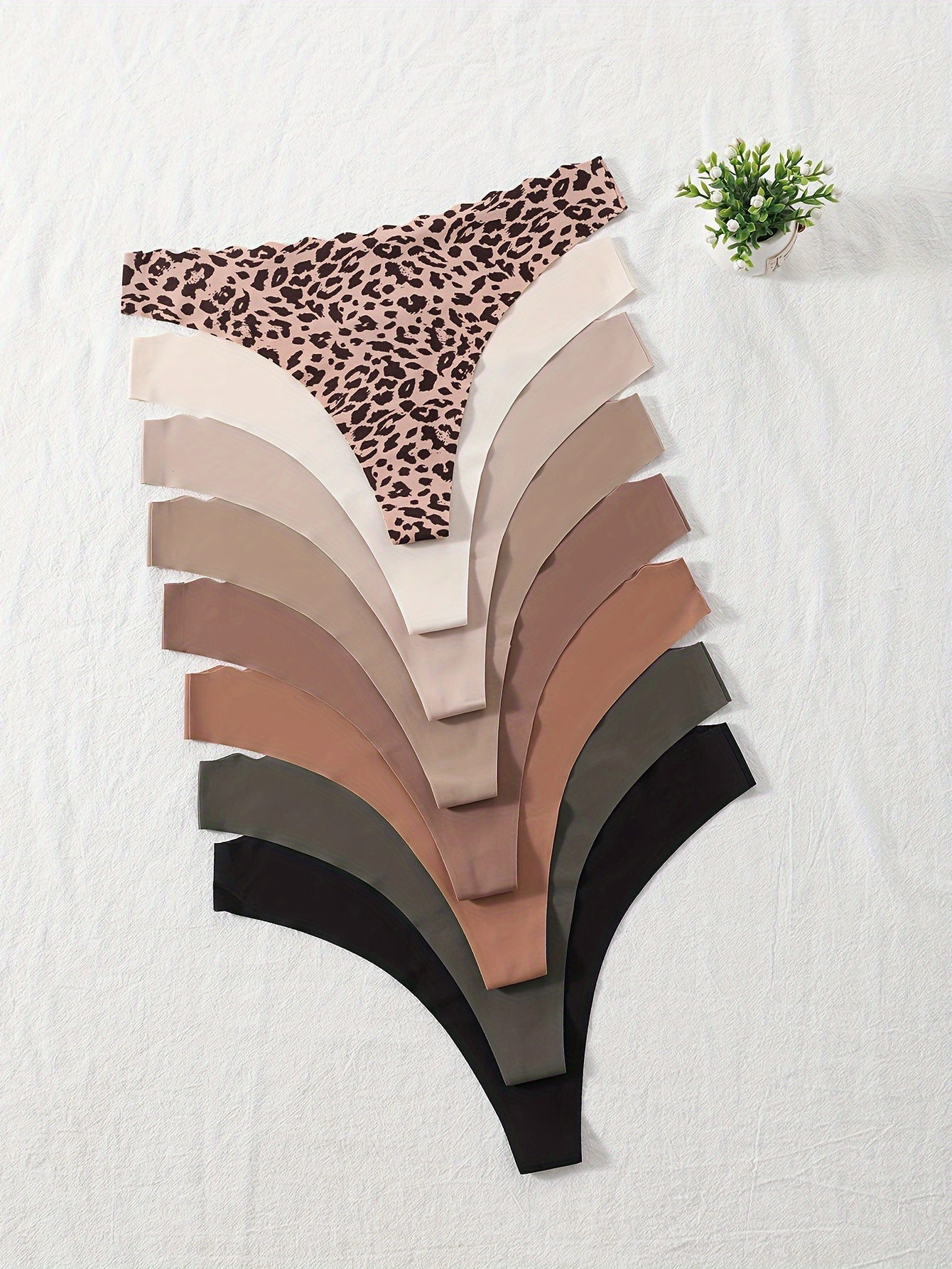 Eva's Seamless Thongs - Comfort and Style for Every Day