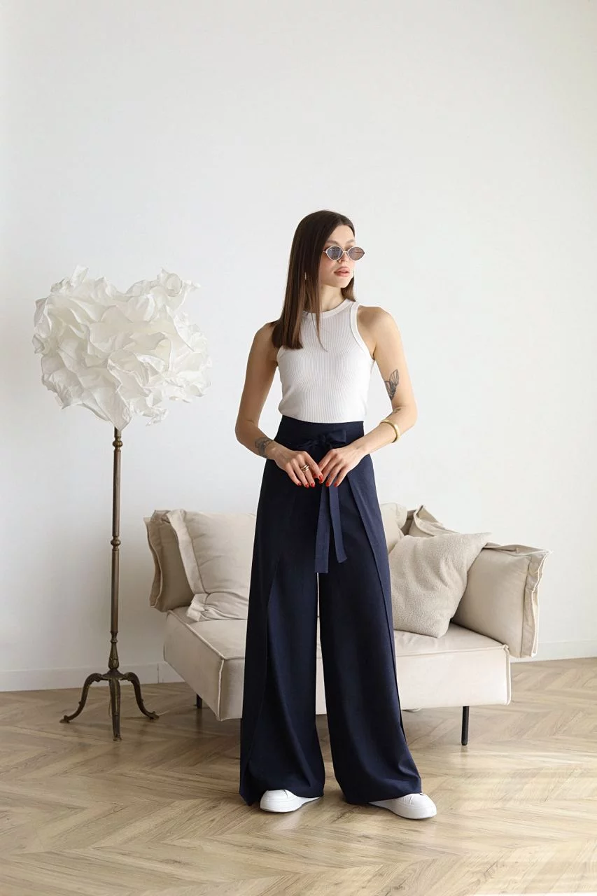 Nuvano | Wide Crop Trousers for Women | High-Waisted Trousers with Wide Legs and Elegant Design