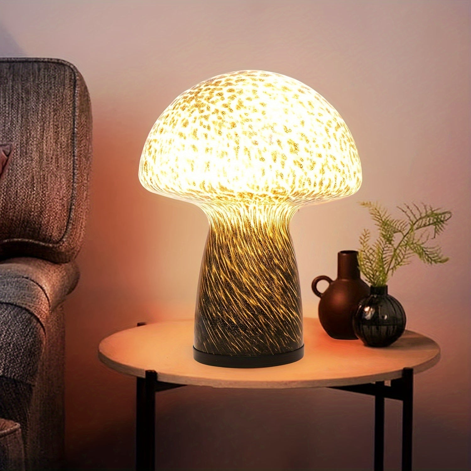 Playful Mushroom Lamp - Refined Atmosphere with a Retro Twist