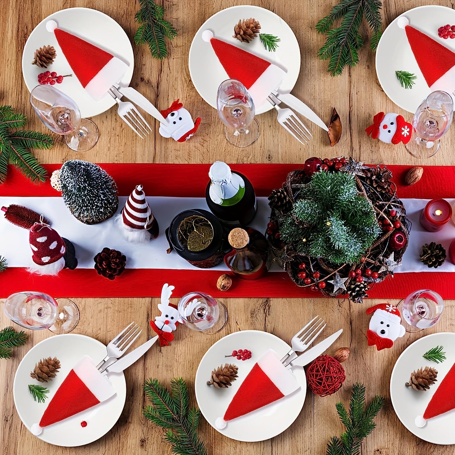 Santa Hat Cutlery Holders Set – For a Festive Table