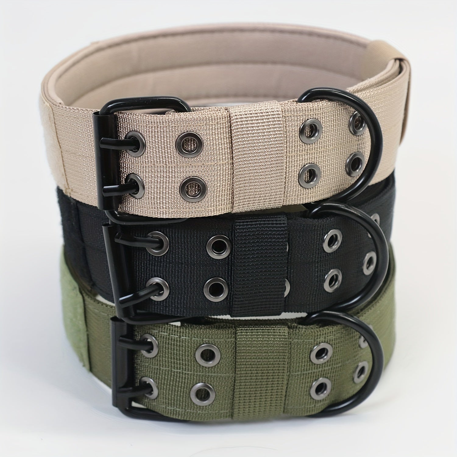 Adjustable Nylon Dog Collar – Comfort and Control for Large Dogs