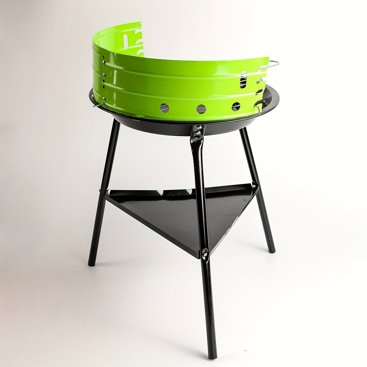 Portable Metal Outdoor Barbecue – Disassemblable, Lightweight and Perfect for Camping or Garden