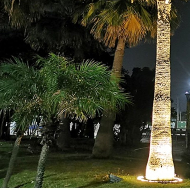 Outdoor Lamp for Tree