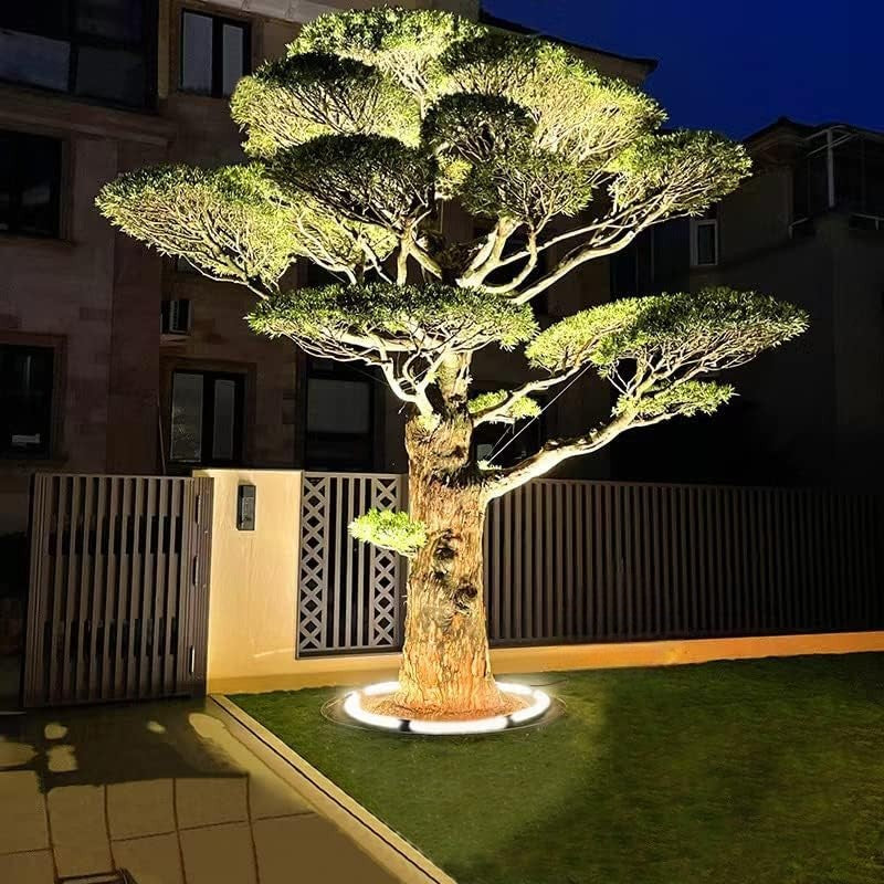 Outdoor Lamp for Tree