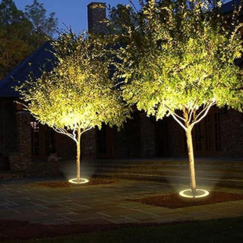 Outdoor Lamp for Tree