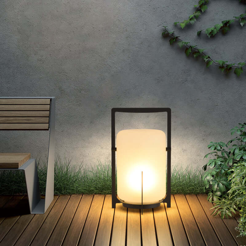 Solar Garden Lamp - Modern Outdoor Lighting