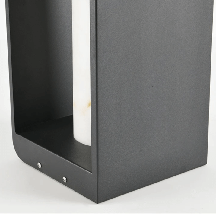 Solar Garden Lamp - Stylish Outdoor Lighting