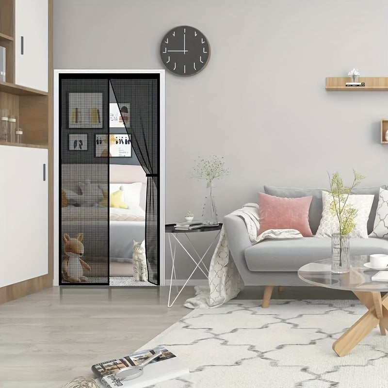 Magnetic Mesh Curtain – Fresh Air Without Insects