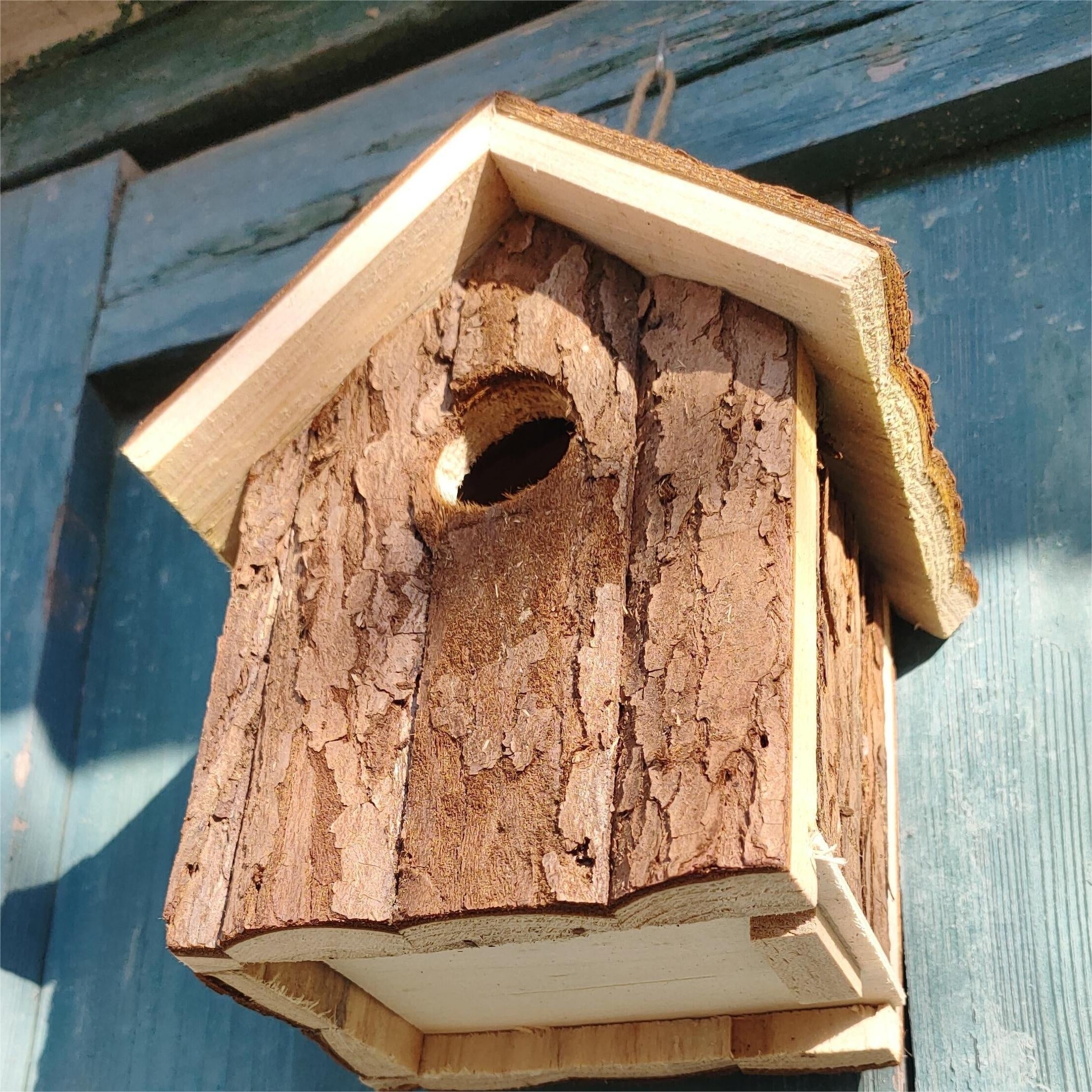 Rustic Wooden Birdhouse – A Cosy Home for Garden Birds