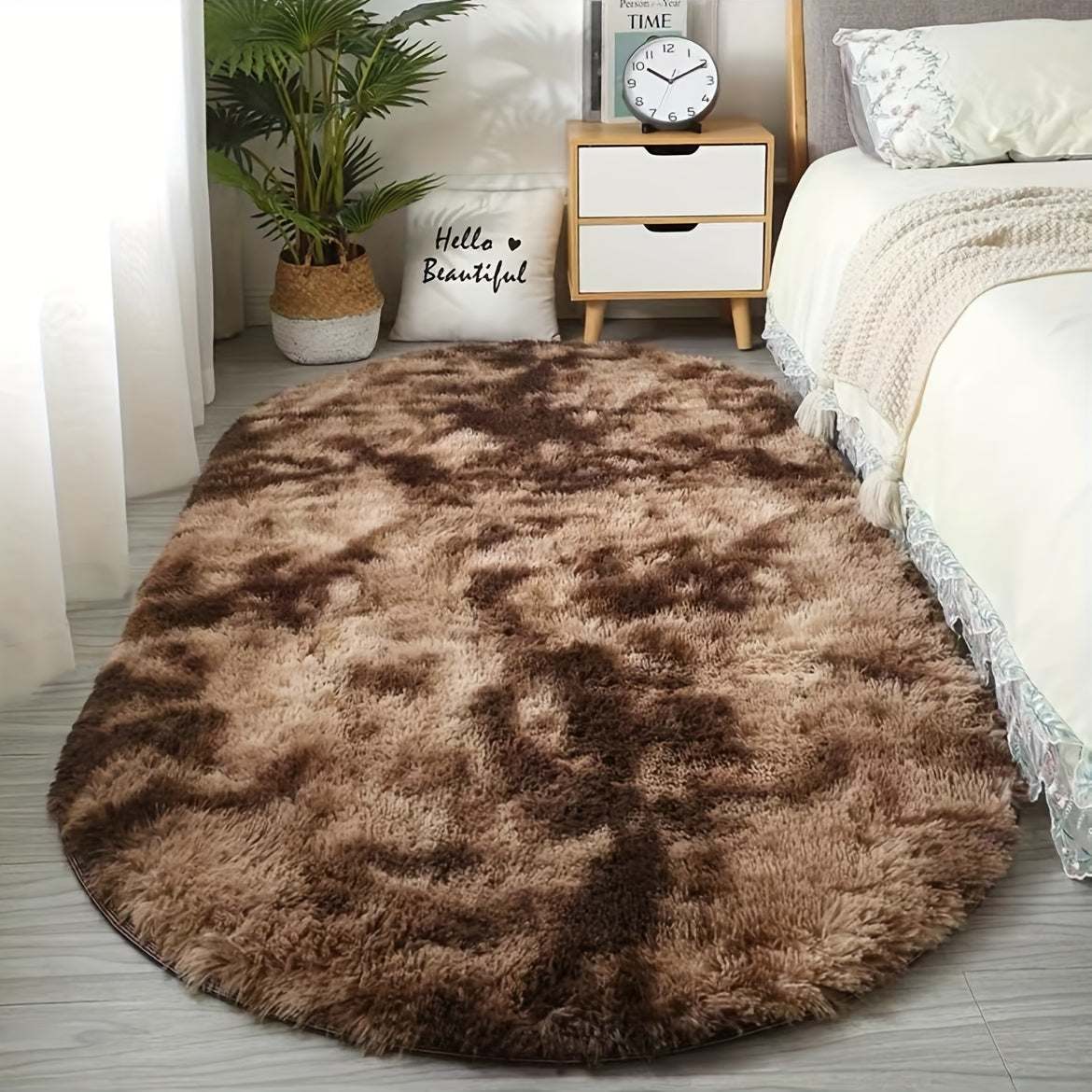 Plush Oval Rug – Soft and Stylish Rug for Bedroom and Living Room Decoration