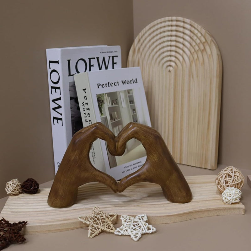 Heart-Shaped Sculpture: Modern Art with a Romantic Touch