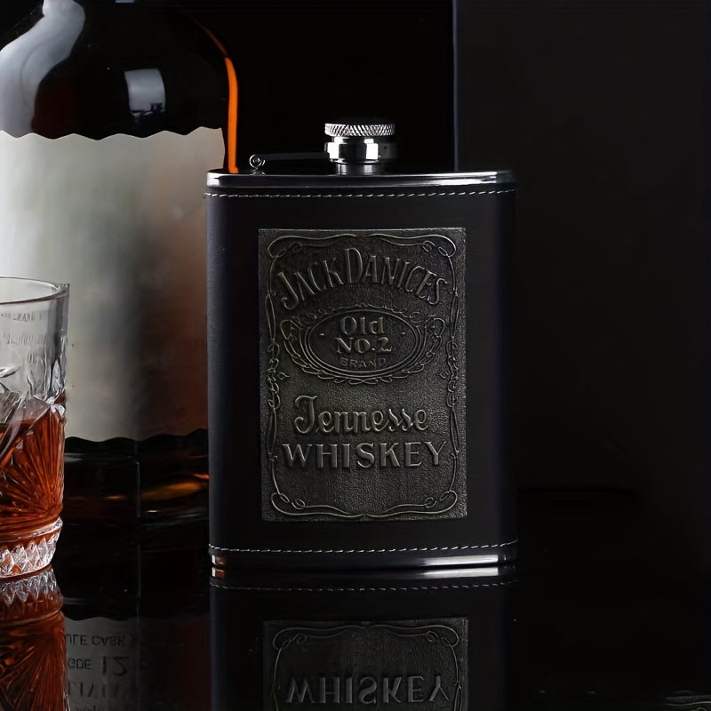 Classic Relief Flask – Compact and Robust