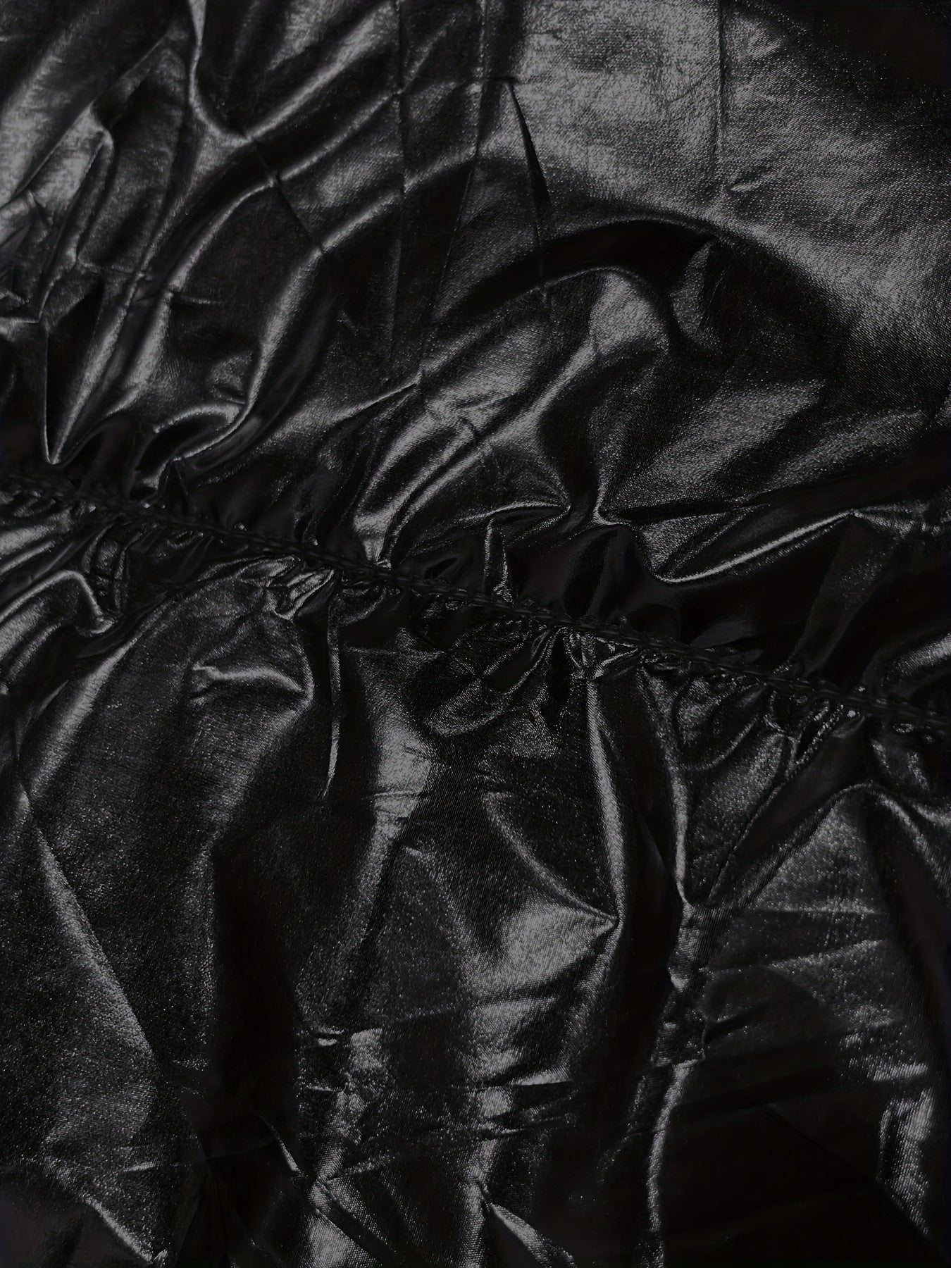 Shiny Short Jacket with Zip - Warm and Stylish Winter Jacket for Women