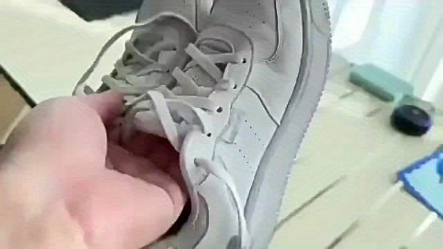 Yellow Shoe Washing Bag with Chenille – Safe and Careful