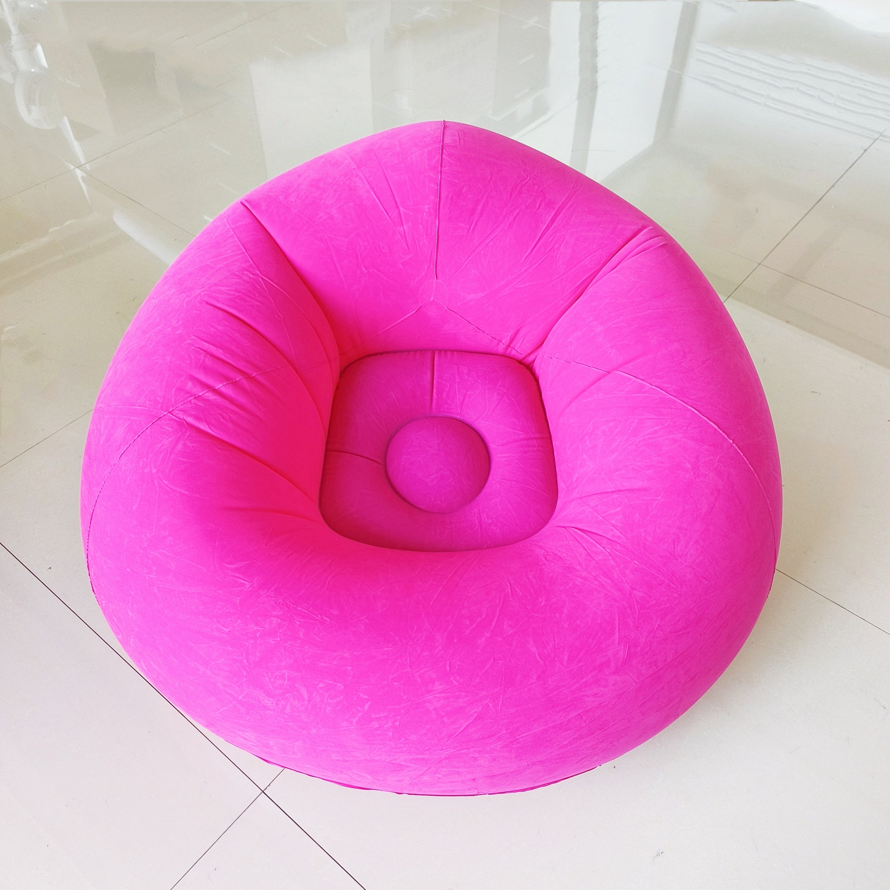 Soft Inflatable Lounge Chair – Relaxed and Compact for Indoor and Outdoor Use