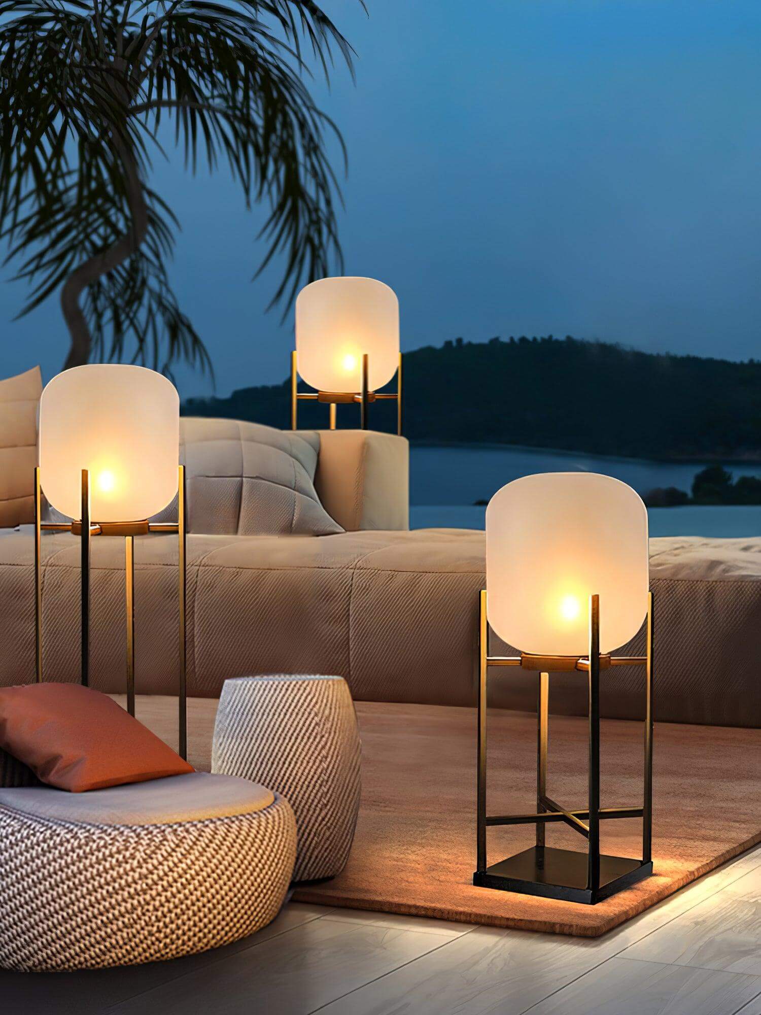 Solar Outdoor Floor Lamp - Sustainable