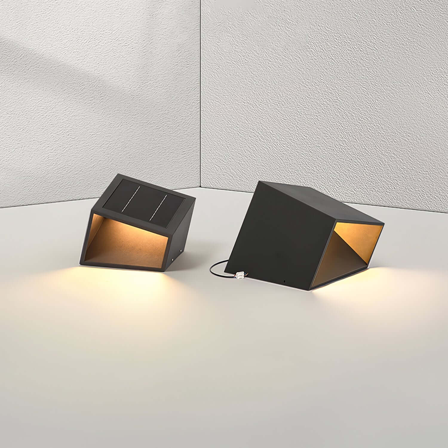 Cube-Shaped Solar Garden Lamp