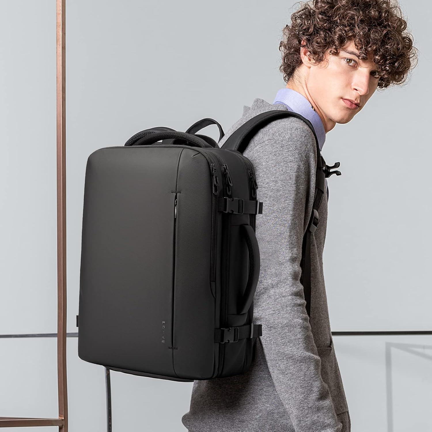 Expandable 26–45L Waterproof Travel Backpack with Laptop Compartment & Duffle Option