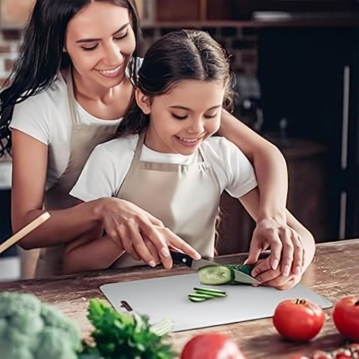 Titanium Cutting Board – Health and Hygiene in the Kitchen