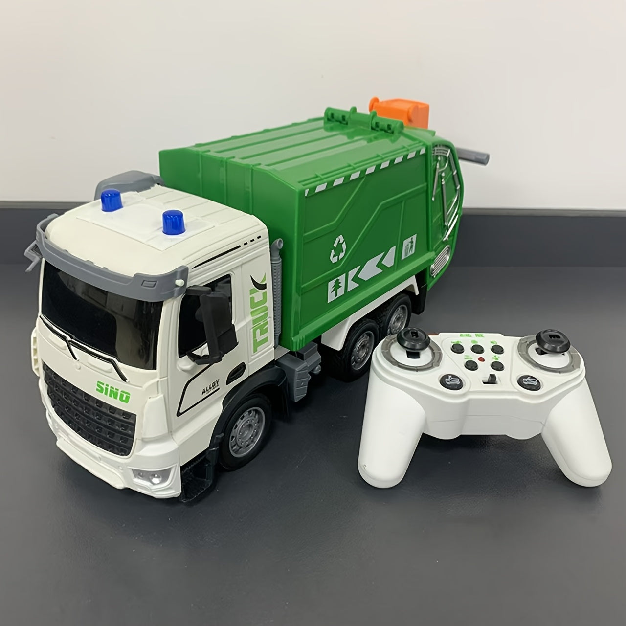 EcoTruck RC Rubbish Truck - Realistic Toy Vehicle with Light & Sound