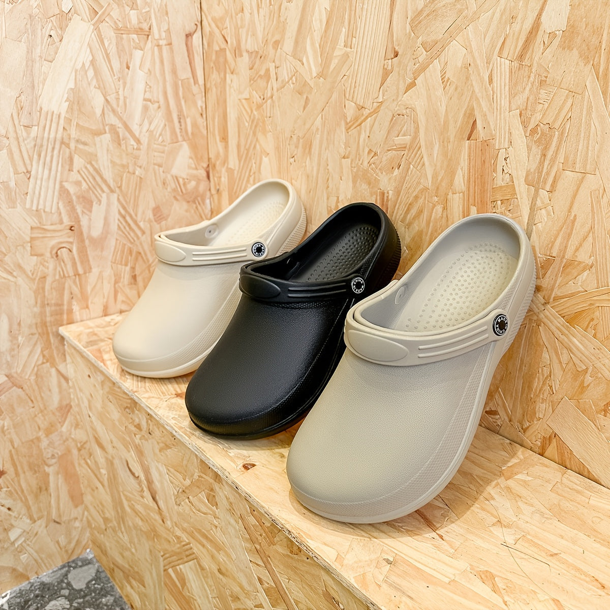 Slip-resistant Garden and Work Clogs for Men – Comfortable Slip-ons for Every Season