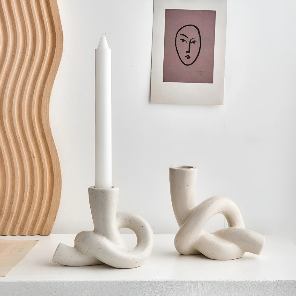 Minimalist Ceramic Knot Candle Holder – Stylish Home Decoration