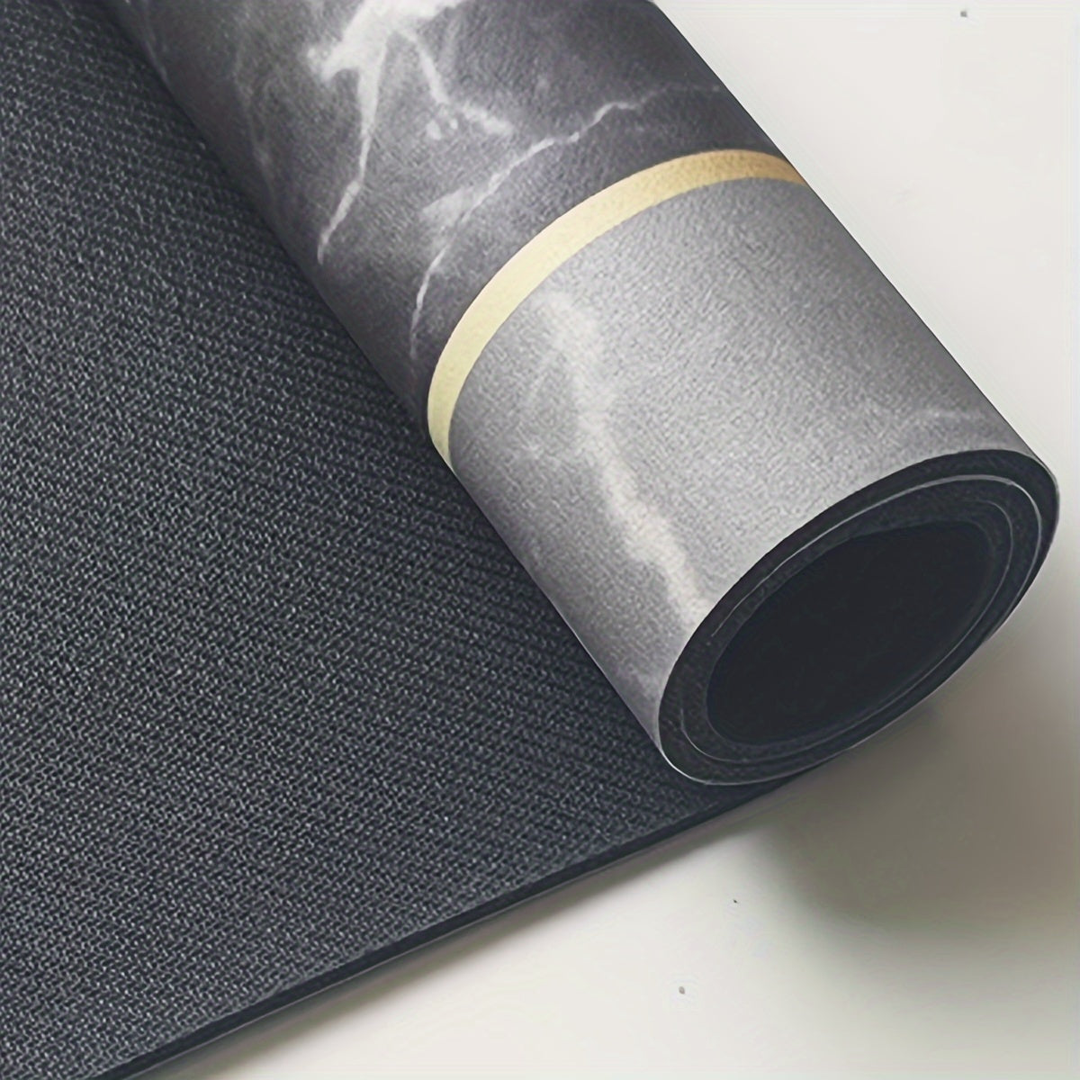 Lucky Charm Quick-Drying Bathroom Mat - Geometric Design with Non-Slip for Shower and Entrance