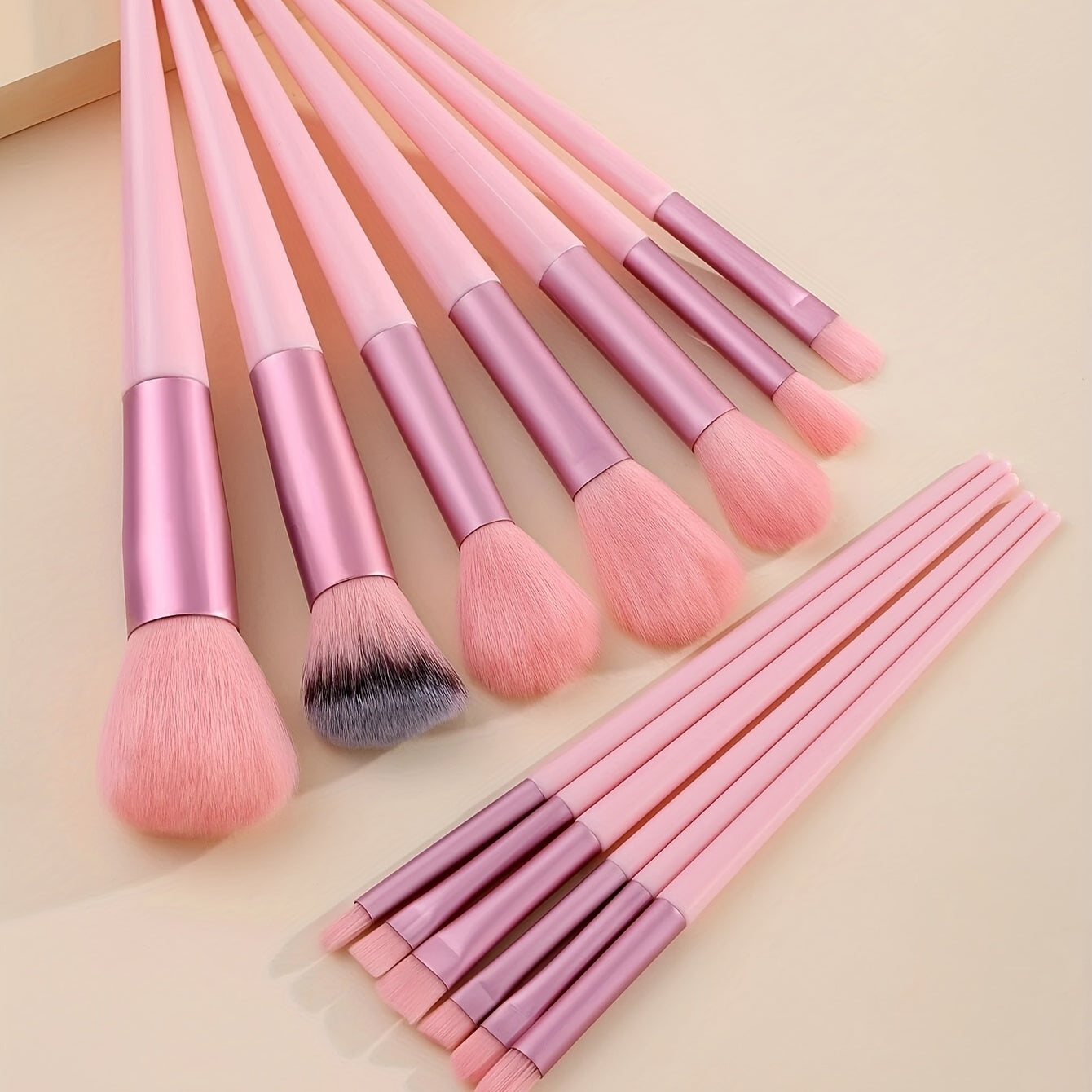Fluffé Make-up Brush Set - A Perfect Gift for Mother's Day