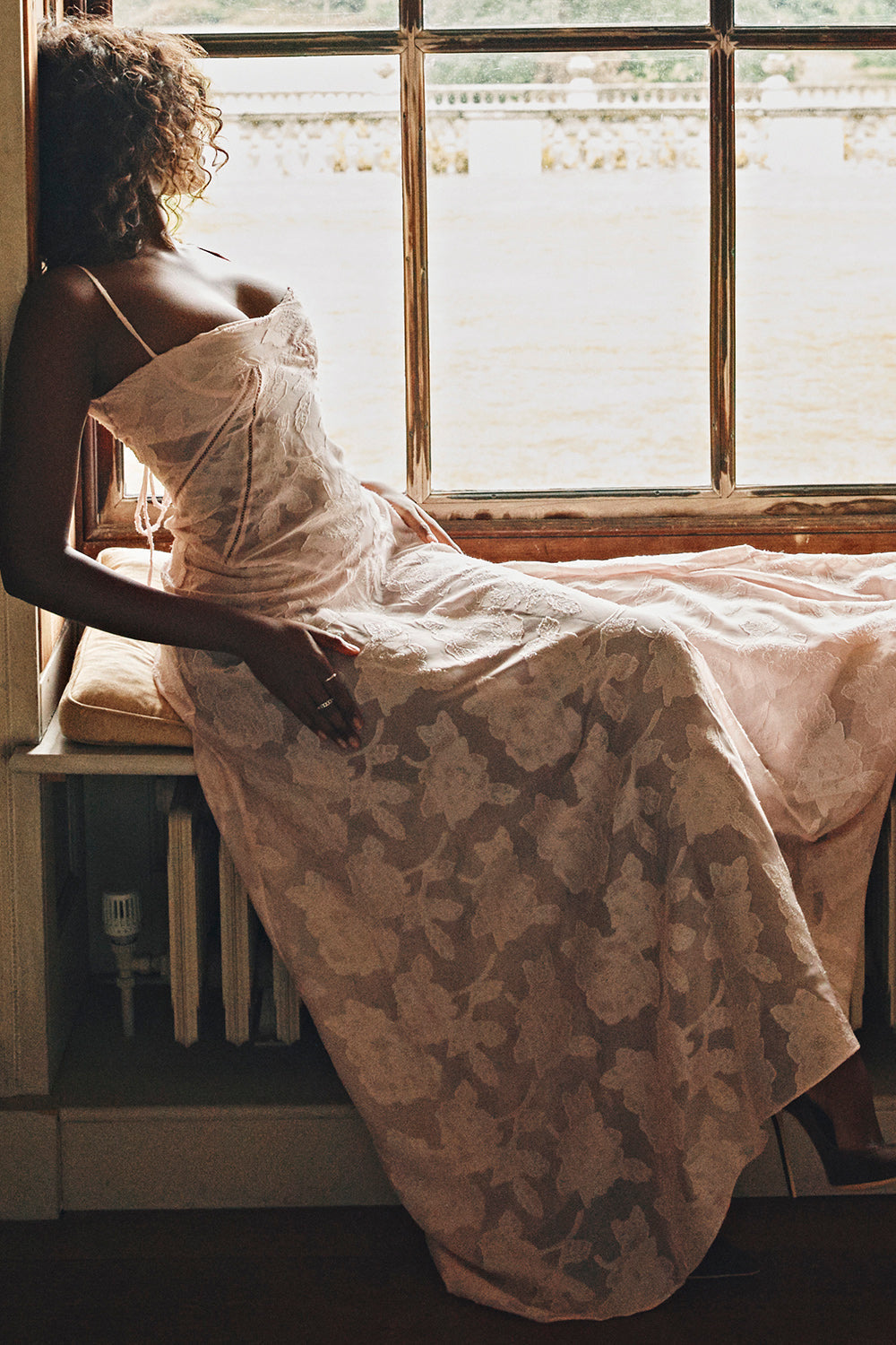 Elvina - Elegant Maxi Dress