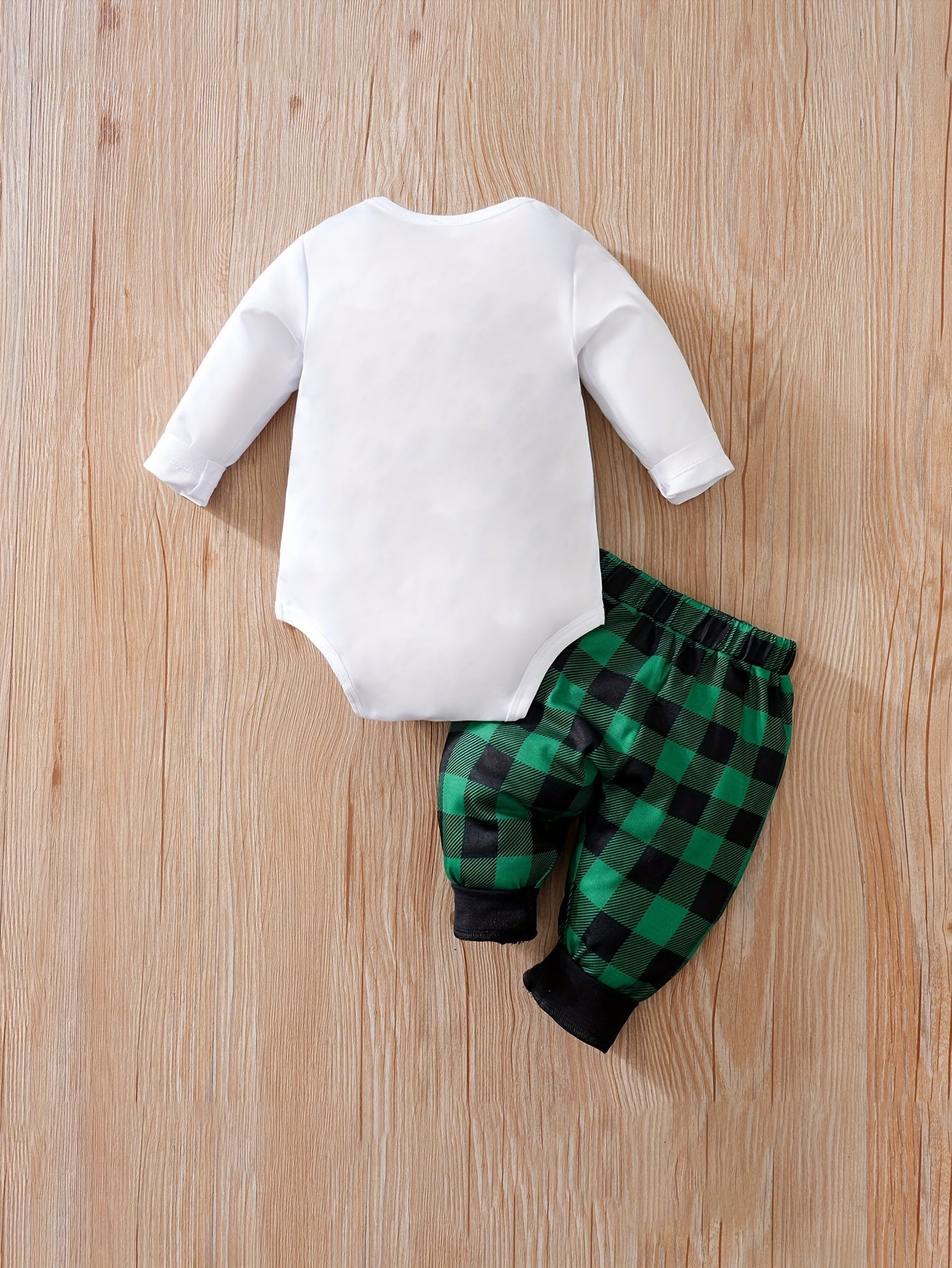 First Christmas Baby Set – For Cute Moments and Joyful Memories