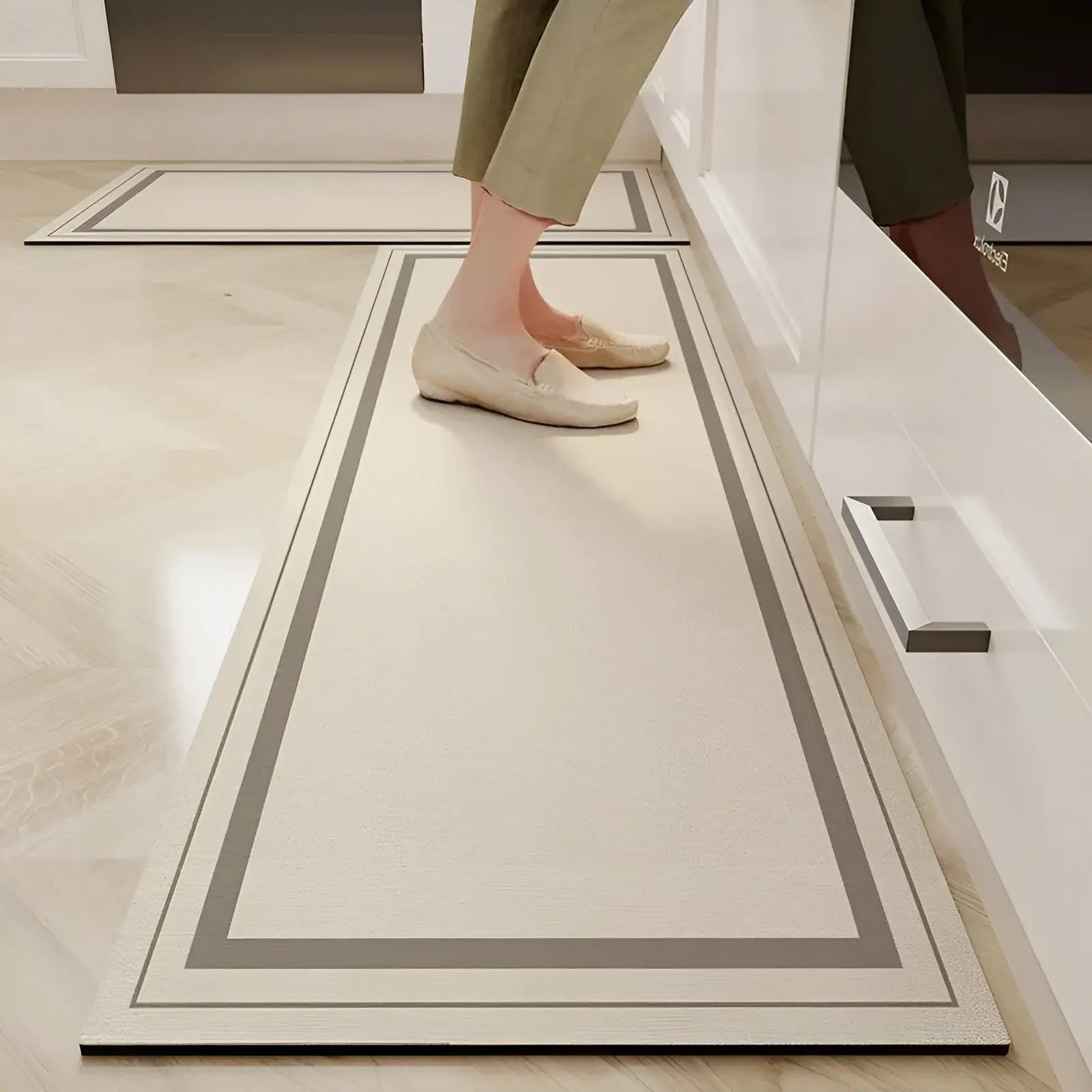 Quick-Drying Super Absorbent Non-Slip Kitchen Mat - SplashEase