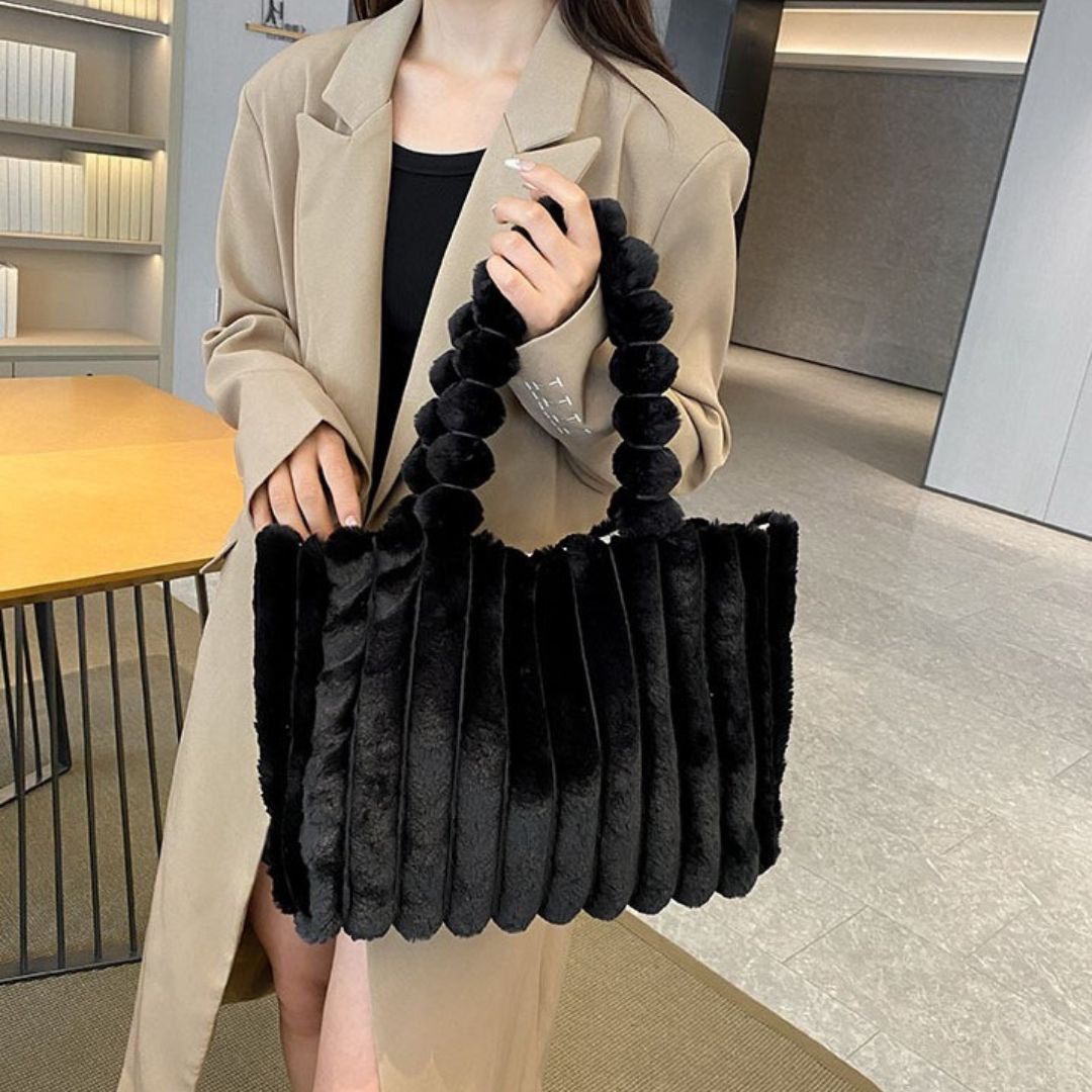 Stylish Winter Chunky Shoulder Bag - Evi