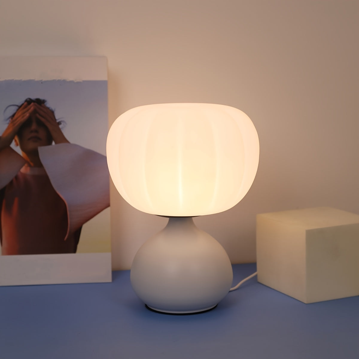 Airy Balance Lamp - Modern Atmosphere for Your Space