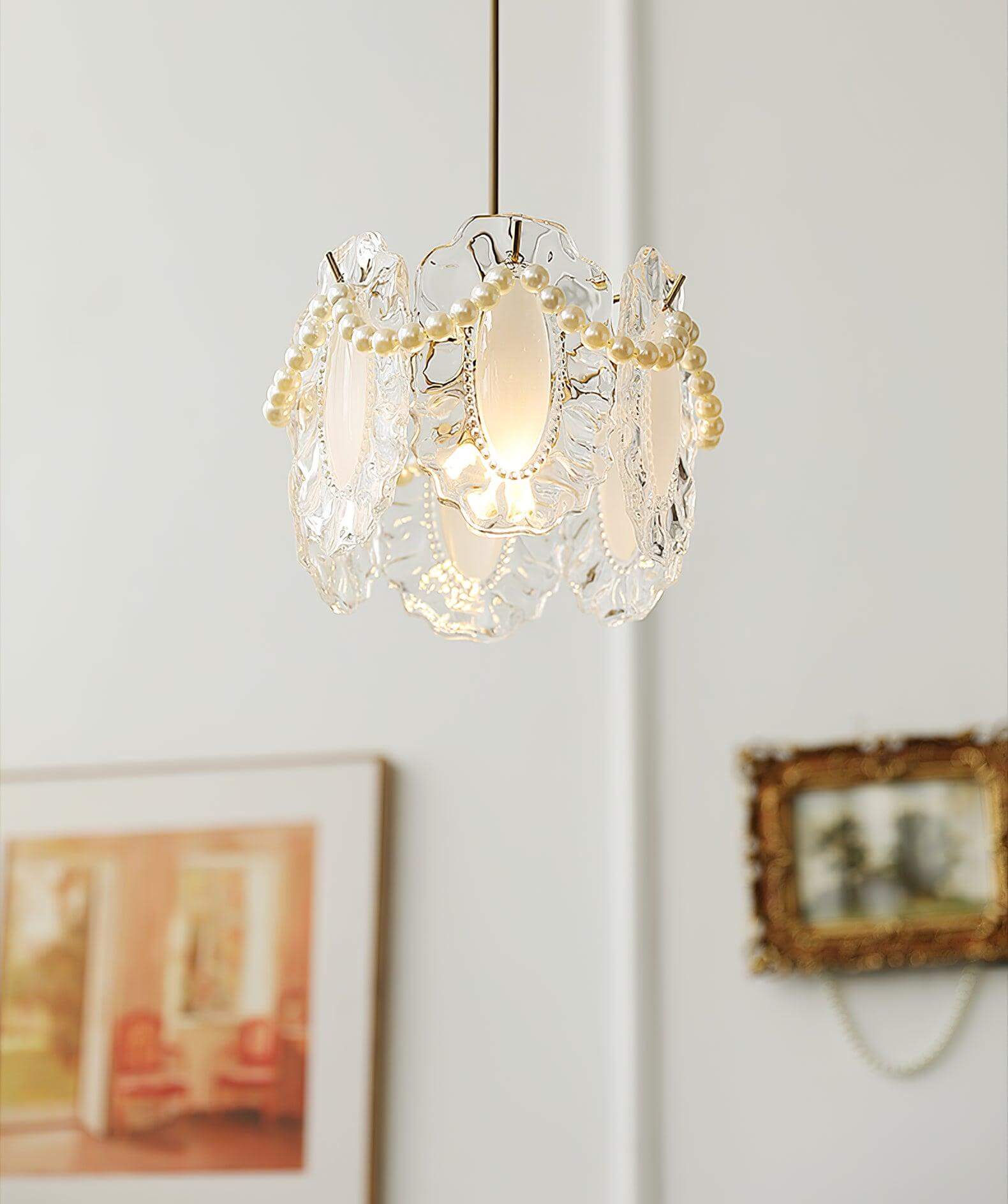 Flower Glass Pendant Lamp - Elegant Design