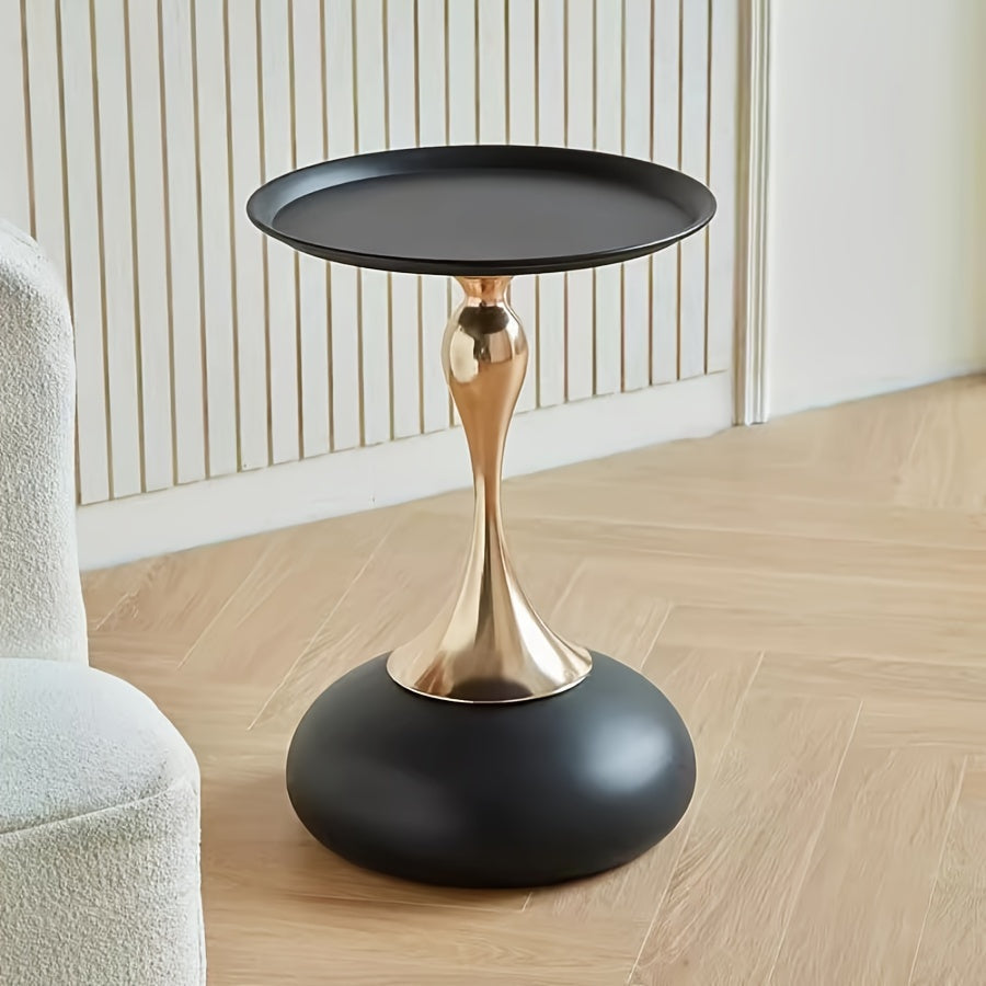 Ningqin Gold-White Side Table – Compact and Chic Design