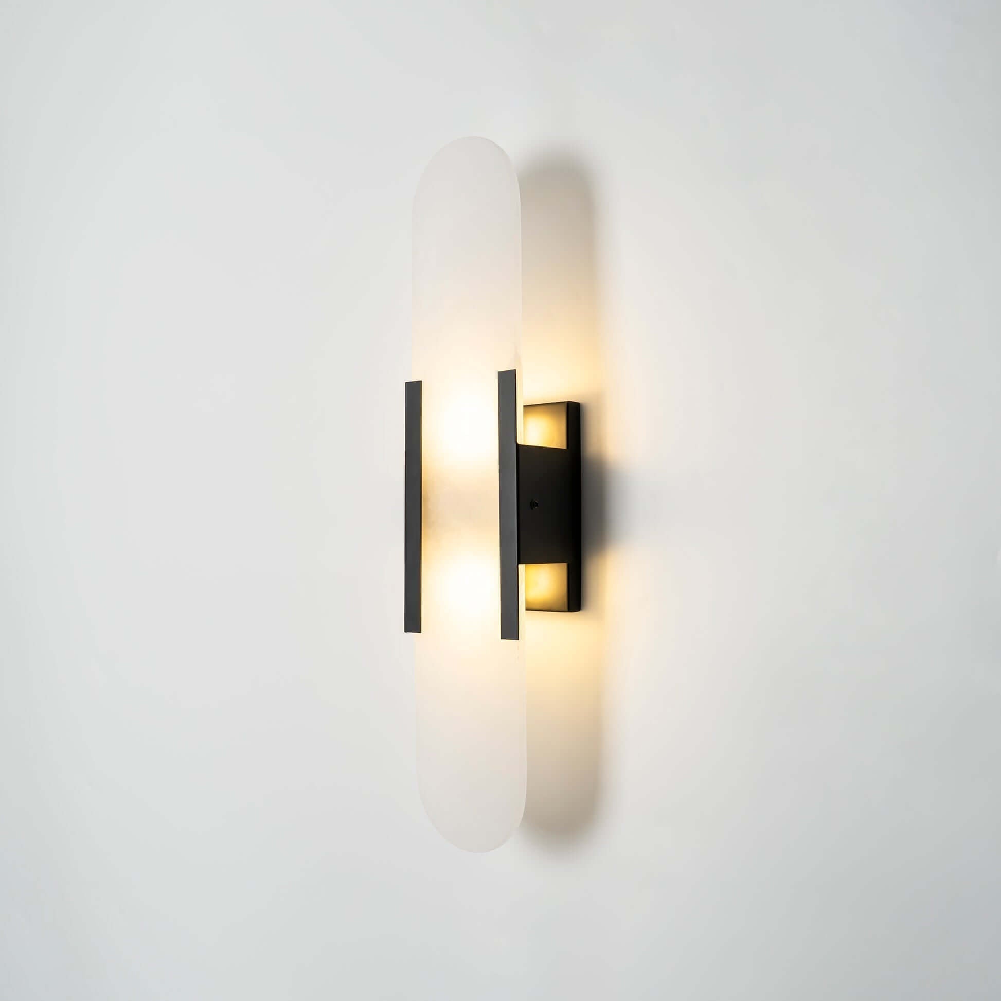 Modern Wall Lamp - Alabaster & Metal