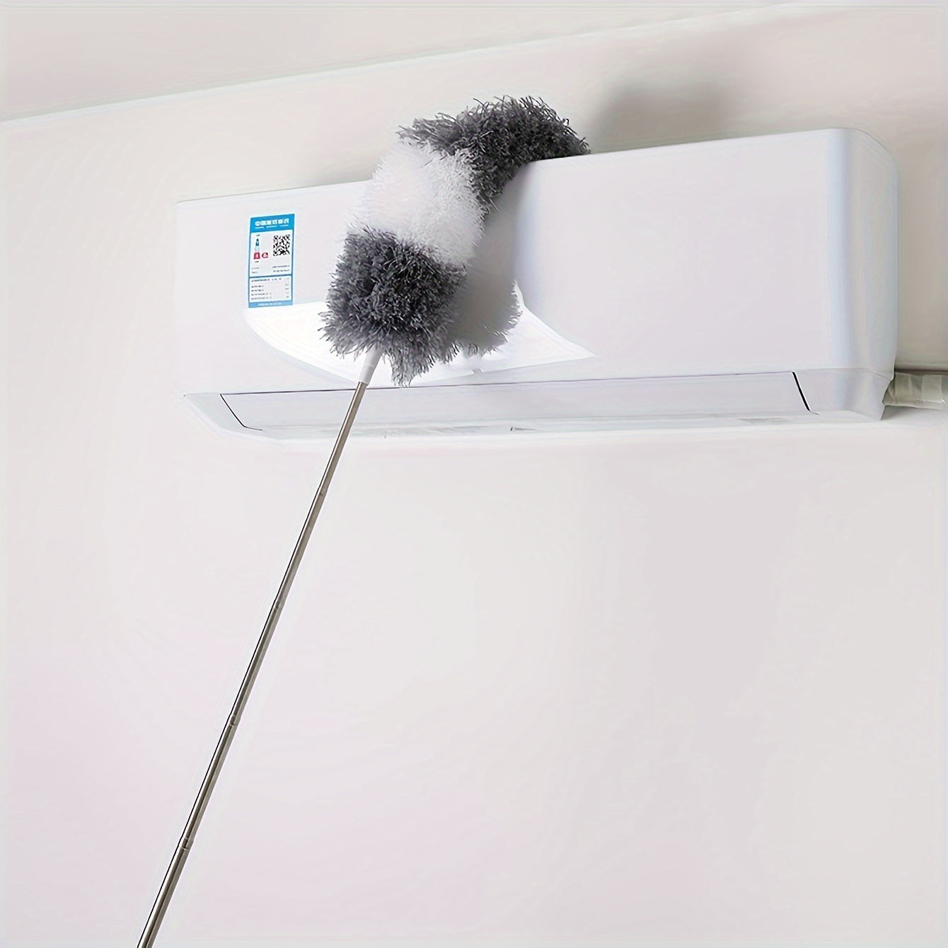 Extendable Microfibre Duster – Washable, Flexible, and Perfect for High Ceilings