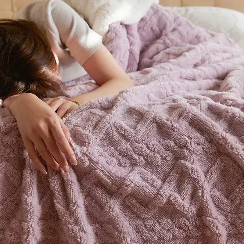 Thick Lambswool Winter Fleece Blanket - LuxyCozy