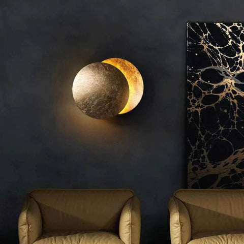 Wall Lamp with Magical Moonlight - Lunora